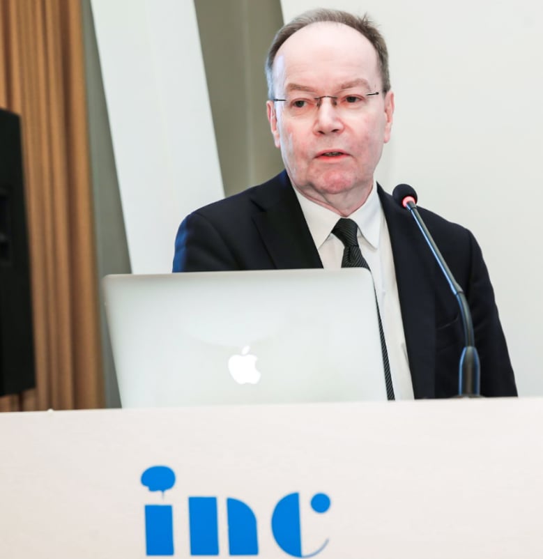 INC国际神经外科医生集团Volker Seifert教授关于岩斜脑膜瘤的治疗现状的主题演讲视频