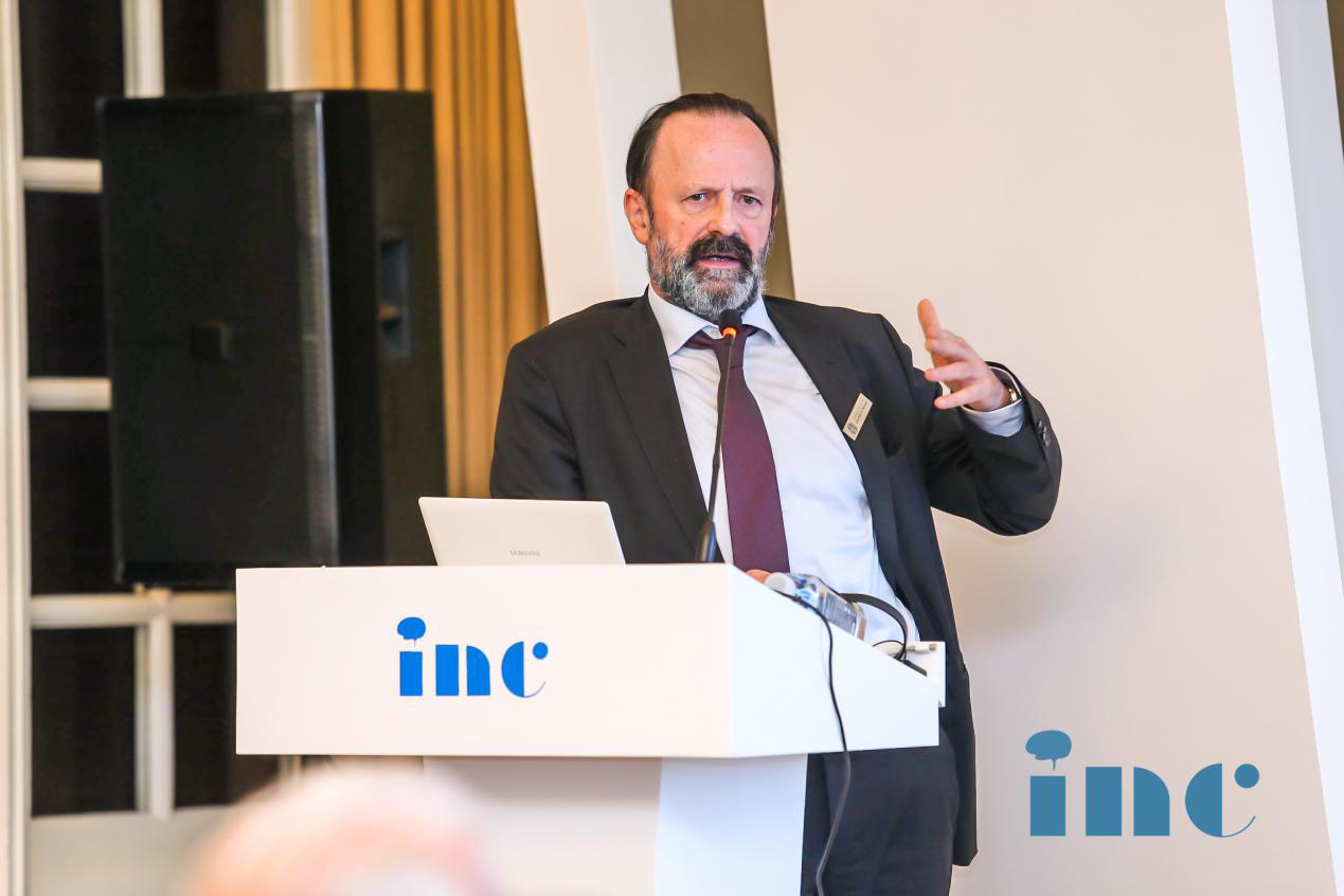 神经外科医生-krauss