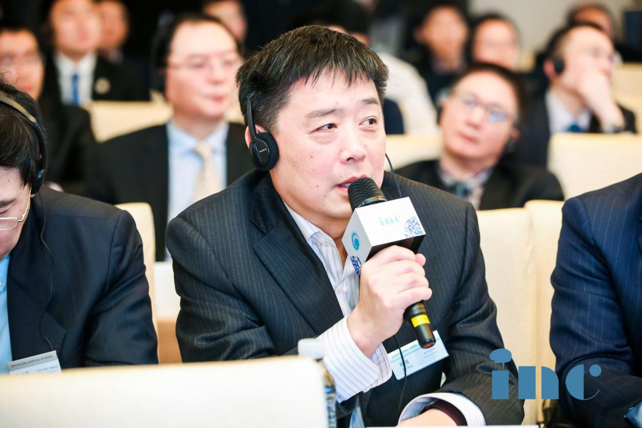 图五中国神经外科专家讨论