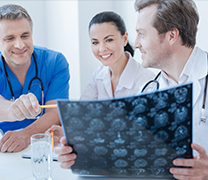 脑胶质瘤无法手术情况下，如何运用放化疗进行综合治疗？