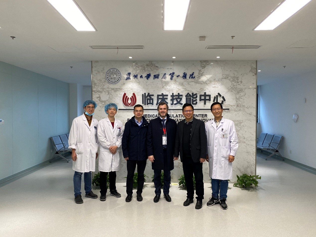 Froelich教授前往苏大附一院参观交流