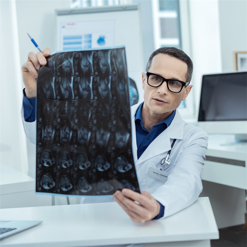 持续长达3个月的头痛，一查出来竟然是脑胶质瘤？！