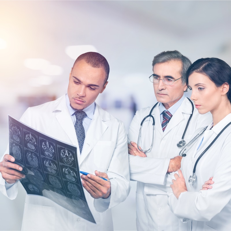 脊髓肿瘤的常见症状与治疗方法