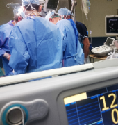 胶质瘤从嗜睡到去世，患者临终前的症状是什么？