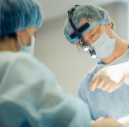 听神经瘤的外科手术策略