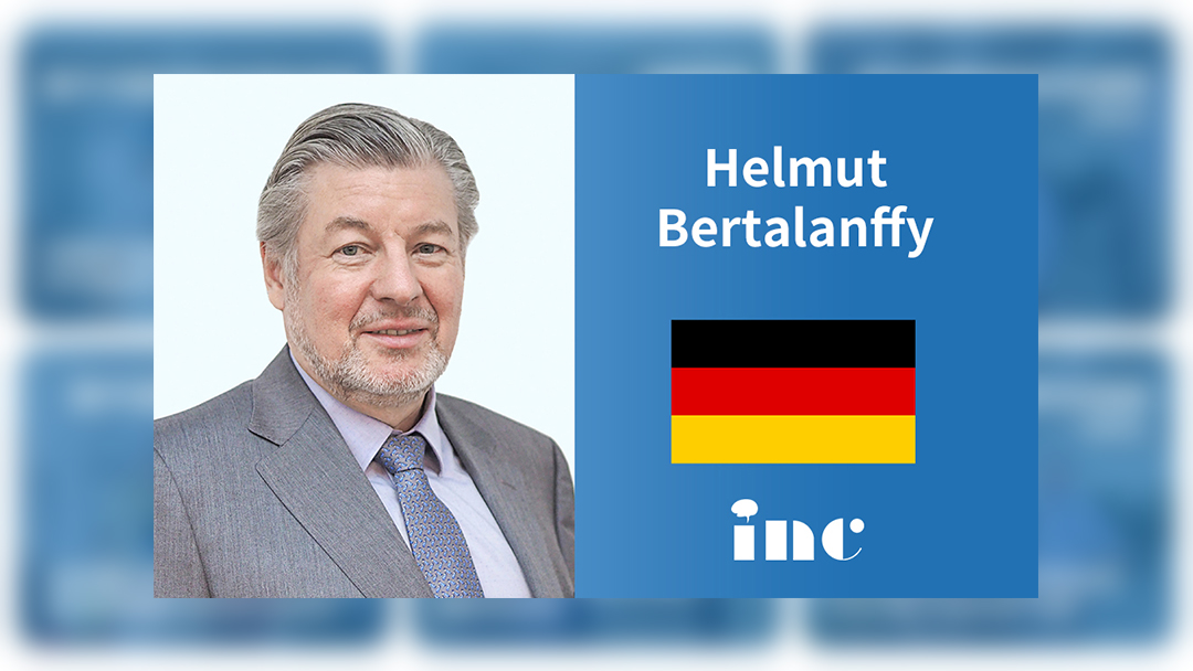 巴特朗菲教授照片