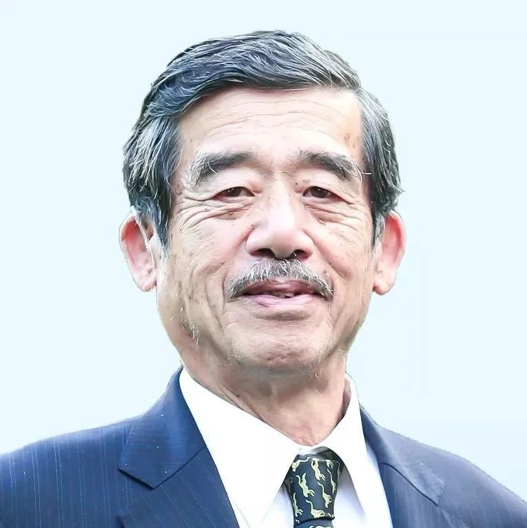 Takeshi Kawase教授（日本）
