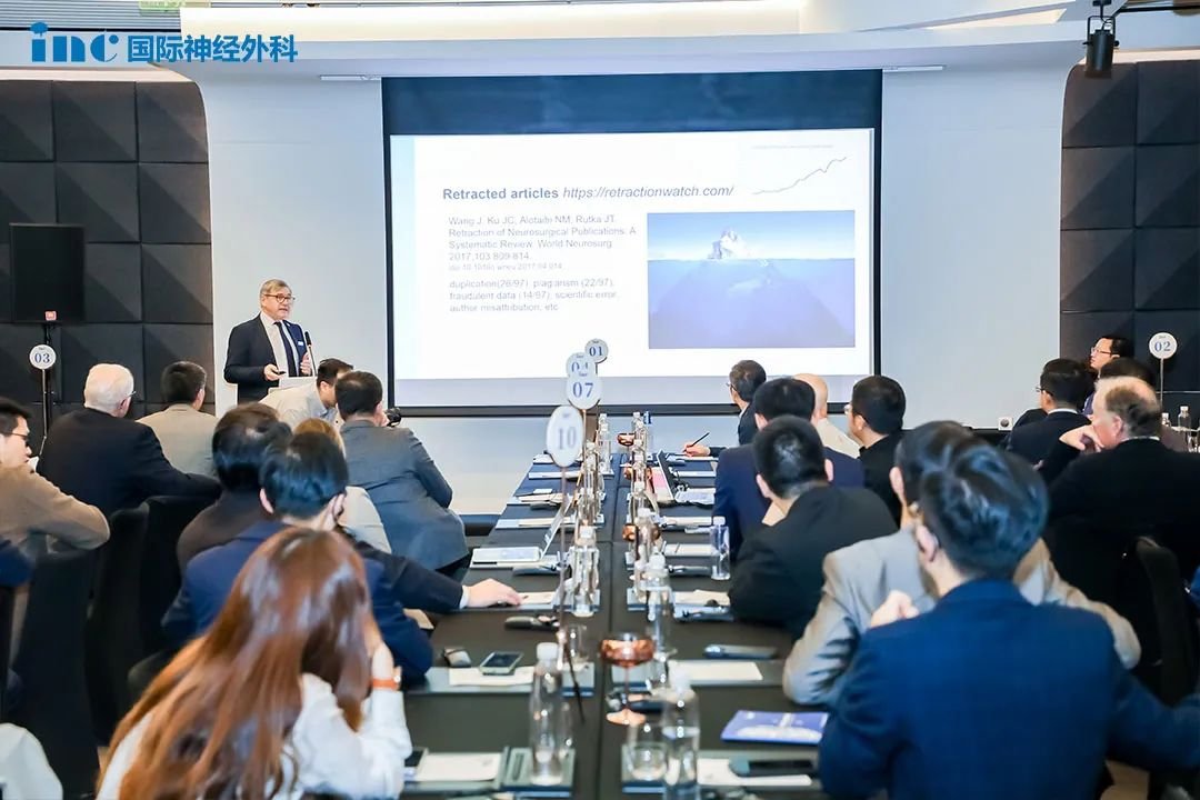 国际神经外科杂志主编见面会