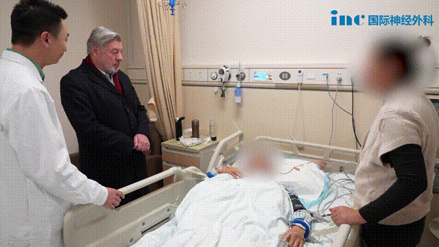 脑干中脑顶盖肿瘤并发梗阻性脑积水