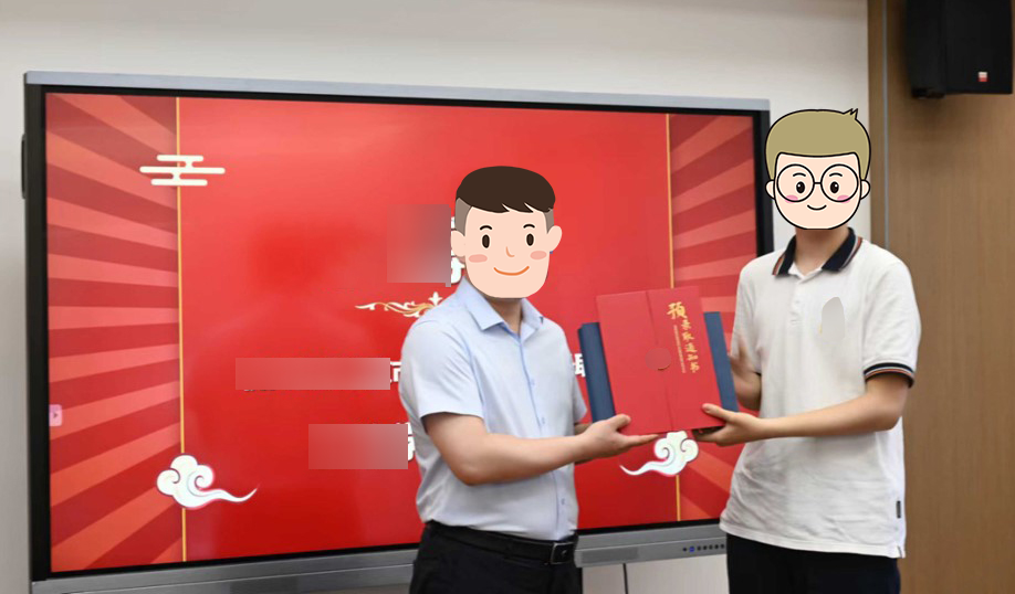 小永凭借优秀的中考成绩，考入国内知名高中，其中体育成绩还获得了满分。