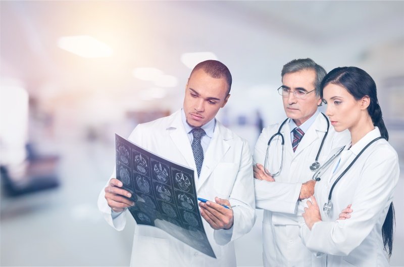 丘脑底核病变会引起肌张力障碍吗？能治疗好吗？