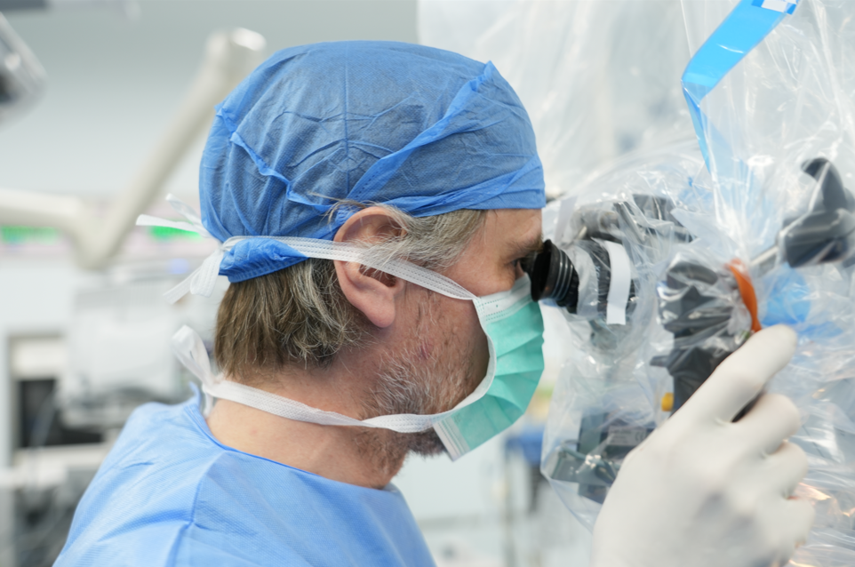 「小头痛」变「大脑瘤」，这个潜伏颅底的脑膜瘤居然这么危险！