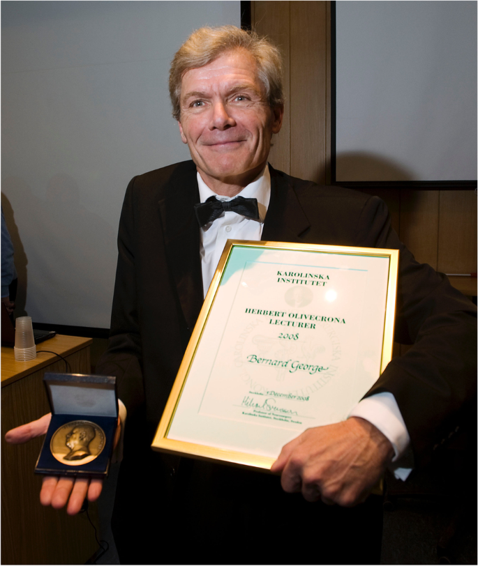 “神经外科诺贝尔奖 “Herbert Olivecrona Medal,以及 2012 年获得的Vilhelm Magnus Medal(这两项奖章每年都会授予世界神经外科领域伟大的人物),从而成为第一位获得此类荣誉的法国神经外科医生。