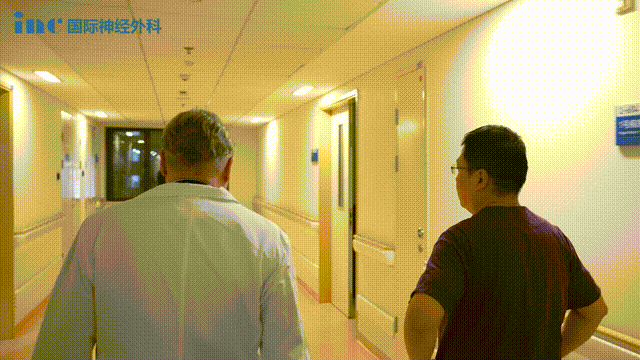 随着INC巴特朗菲教授、福洛里希教授于首都医科大学附属北京天坛医院，学术交流的成功开展。明日，巴教授作为北京天坛医院外籍专家，将再次携手天坛医院国际部的神经外科团队救治患者。