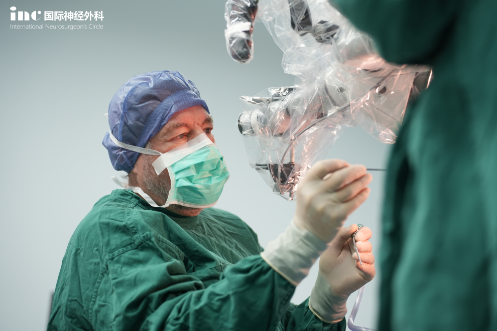 突发晕厥、意识丧失…4天后，她从凶险的脑干背侧胶质瘤下逃生成功！