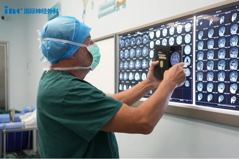 巴教授为这场手术做了充分的准备