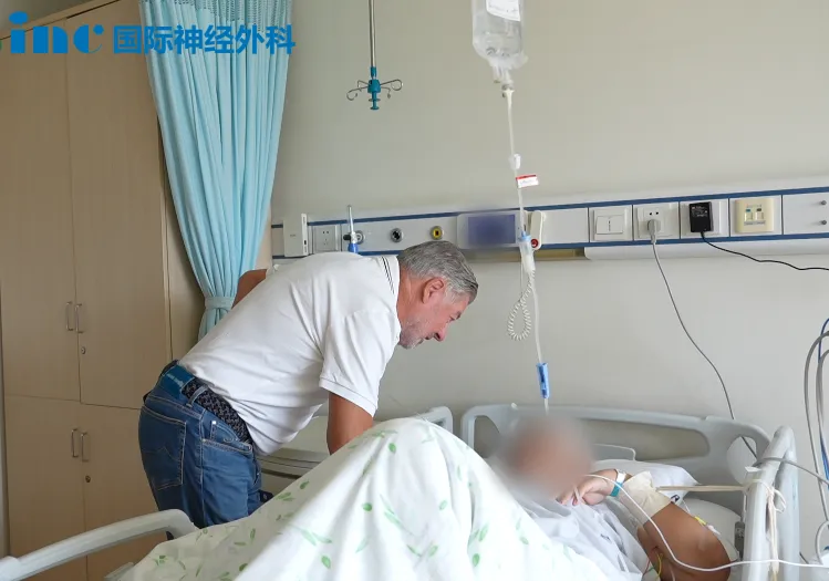 巴教授术后第1天查房