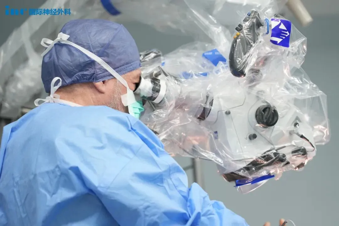 从化疗无效到 8 年无复发：这个小姑娘的脑干胶质瘤抗争史，藏着你关心的答案！