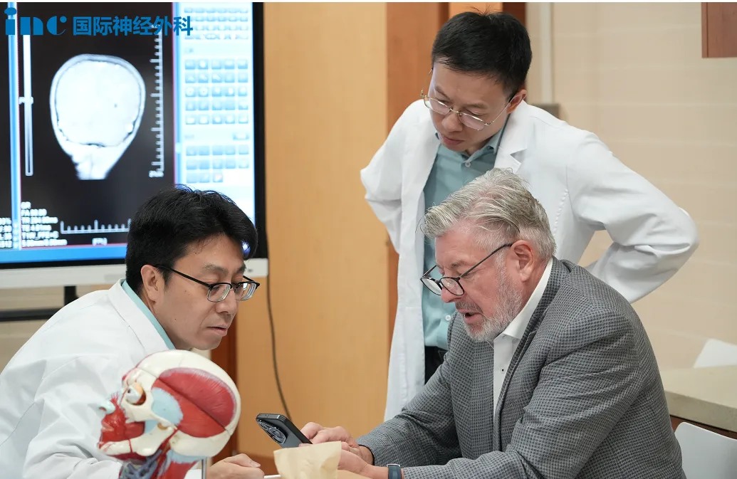 面对面咨询仍在继续