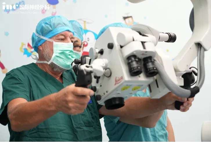 必要的手术辅助设备