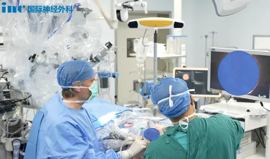 双镜联合